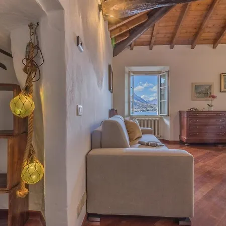 Casa Ferrari ורנה